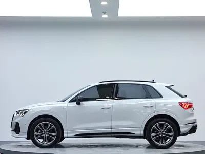 Audi Q3 2022, 27000 км, за 28112.81 USD