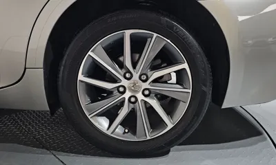 Lexus ES 2017, 135113 км, за 15819.88 USD - фото 21