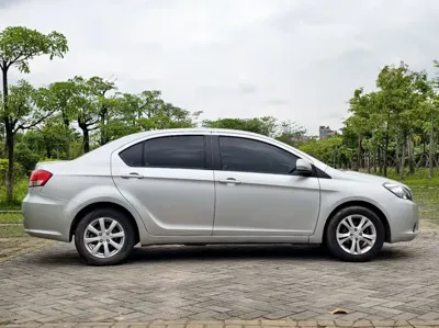 Great Wall Great Wall C30 2011, 130000 км, за 1000.3 USD