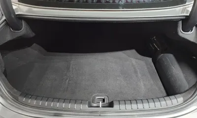 Hyundai Grandeur 2018, 176621 км, за 8139.61 USD - фото 20