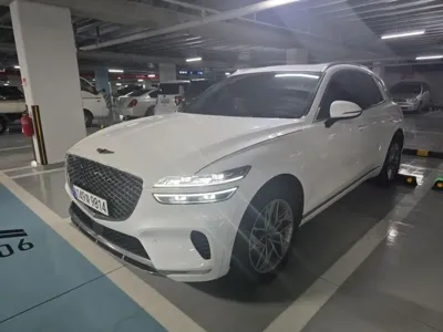 Genesis GV70 2023, 65000 км, за 23997.35 USD