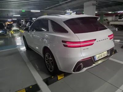 Genesis GV70 2023, 65000 км, за 23997.35 USD