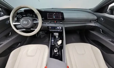Hyundai Avante 2024, 22619 км, за 18314.3 USD - фото 7