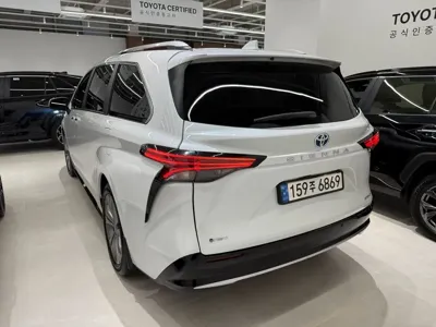Toyota Sienna 2025, 2671 км, за 43607.53 USD