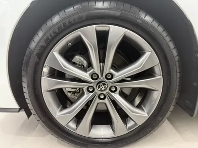 Toyota Sienna 2025, 2671 км, за 43607.53 USD