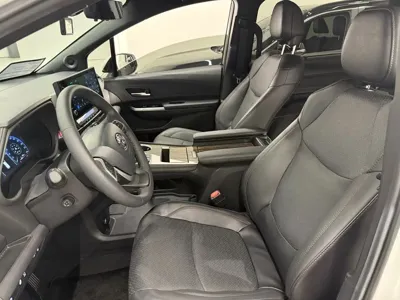 Toyota Sienna 2025, 2671 км, за 43607.53 USD - фото 11