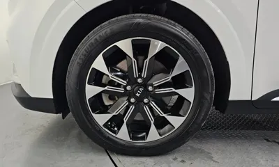 Kia Canival 2021, 157677 км, за 16187.64 USD