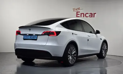 Tesla Model Y 2024, 25937 км, за 27739.78 USD