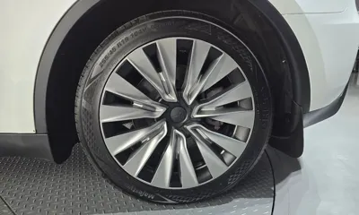 Tesla Model Y 2024, 25937 км, за 27739.78 USD - фото 22