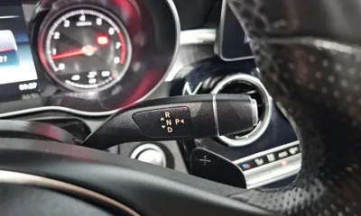 Mercedes-Benz C-Class 2015, 127321 км, за 7475.78 USD - фото 9