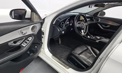 Mercedes-Benz C-Class 2015, 127321 км, за 7475.78 USD - фото 12