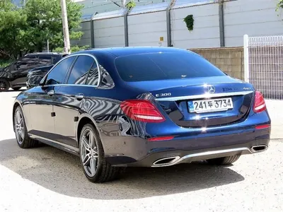 Mercedes-Benz E-Class 2020, 51000 км, за 20000.01 USD