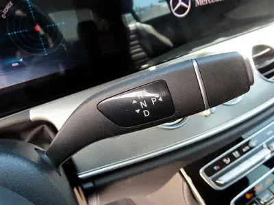 Mercedes-Benz E-Class 2020, 51000 км, за 20000.01 USD - фото 10