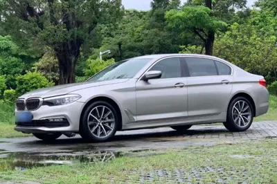 BMW 5 Series · 2018 год