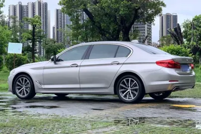 BMW 5 Series 2018, 105800 км, за 18590 USD