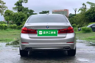 BMW 5 Series 2018, 105800 км, за 18590 USD