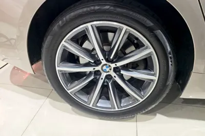 BMW 5 Series 2018, 105800 км, за 18590 USD - фото 11