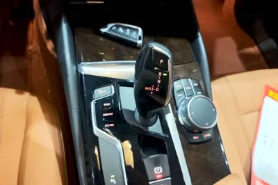 BMW 5 Series 2018, 105800 км, за 18590 USD - фото 16