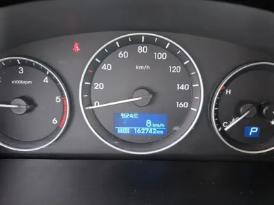 Hyundai Starex 2018, 162300 км, за 6446.57 USD - фото 14
