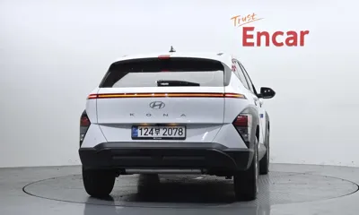 Hyundai Kona 2025, 41323 км, за 13653.67 USD