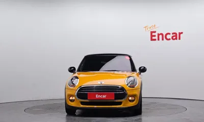 MINI Cooper 2017, 111446 км, за 5251.41 USD