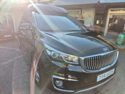 Kia Canival 2016, 290000 км, за 5842.2 USD