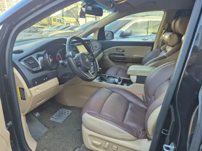 Kia Canival 2016, 290000 км, за 5842.2 USD - фото 8