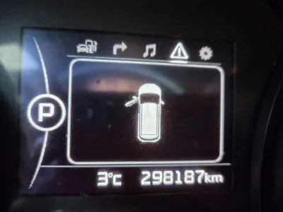 Kia Canival 2016, 290000 км, за 5842.2 USD - фото 10