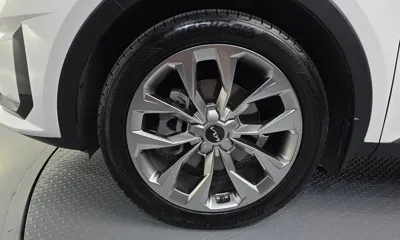 Kia Sorento 2023, 73929 км, за 16848.83 USD