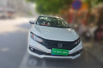 Honda Civic 2019, 10800 км, за 13615 USD