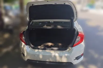 Honda Civic 2019, 10800 км, за 13615 USD - фото 16