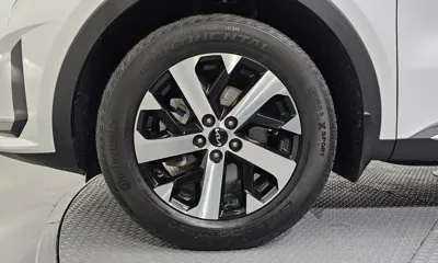Kia Sorento 2023, 66169 км, за 17460.94 USD