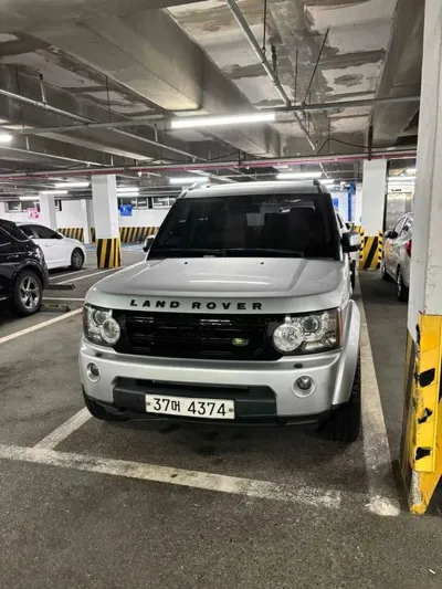Land Rover Discovery 2013, 221500 км, за 7220.69 USD