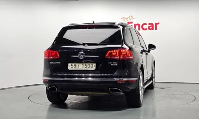 Volkswagen Touareg 2015, 171497 км, за 8775.92 USD