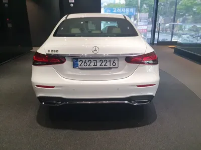 Mercedes-Benz E-Class 2023, 23000 км, за 12320.11 USD - фото 6