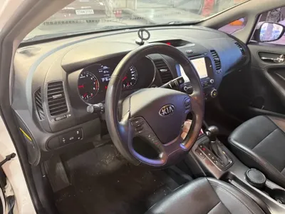 Kia K3 2013, 95133 км, за 2953.92 USD
