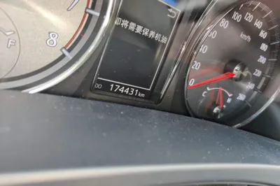 Toyota Crown 2017, 174400 км, за 15935 USD - фото 11