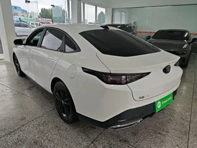 Changan Yida 2023, 38600 км, за 7141.86 USD