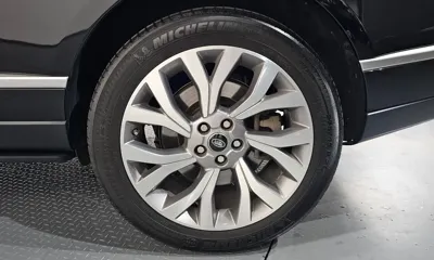 Land Rover Range Rover 2019, 91604 км, за 47389.96 USD - фото 21