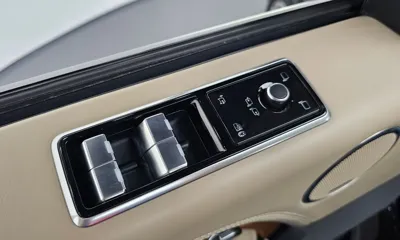Land Rover Range Rover 2019, 91604 км, за 47389.96 USD - фото 40
