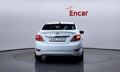 Hyundai Accent 2015, 116066 км, за 2980.13 USD
