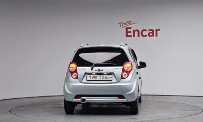 ChevroletGMDaewoo Spark 2014, 59216 км, за 2114.3 USD