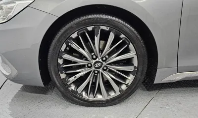Hyundai Grandeur 2018, 168532 км, за 7201.85 USD