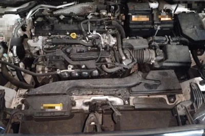 Toyota Corolla Cross 2023, 32400 км, за 13784 USD