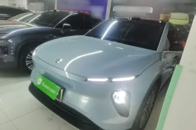 Nio EC6 · 2023 год