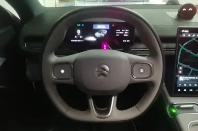 Nio EC6 2023, 116600 км, за 28156 USD - фото 13