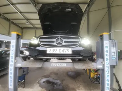 Mercedes-Benz E-Class · 2017 год