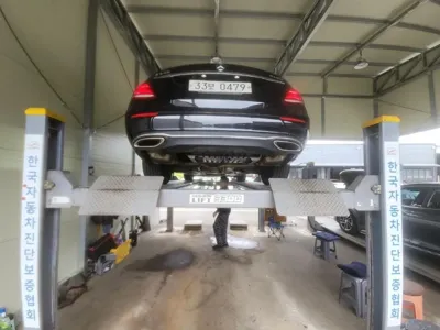 Mercedes-Benz E-Class 2017, 115247 км, за 13319.89 USD
