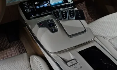 Hyundai Grandeur 2020, 113070 км, за 14375.74 USD - фото 9