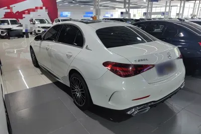 Mercedes-Benz C-Class 2023, 18200 км, за 32578 USD